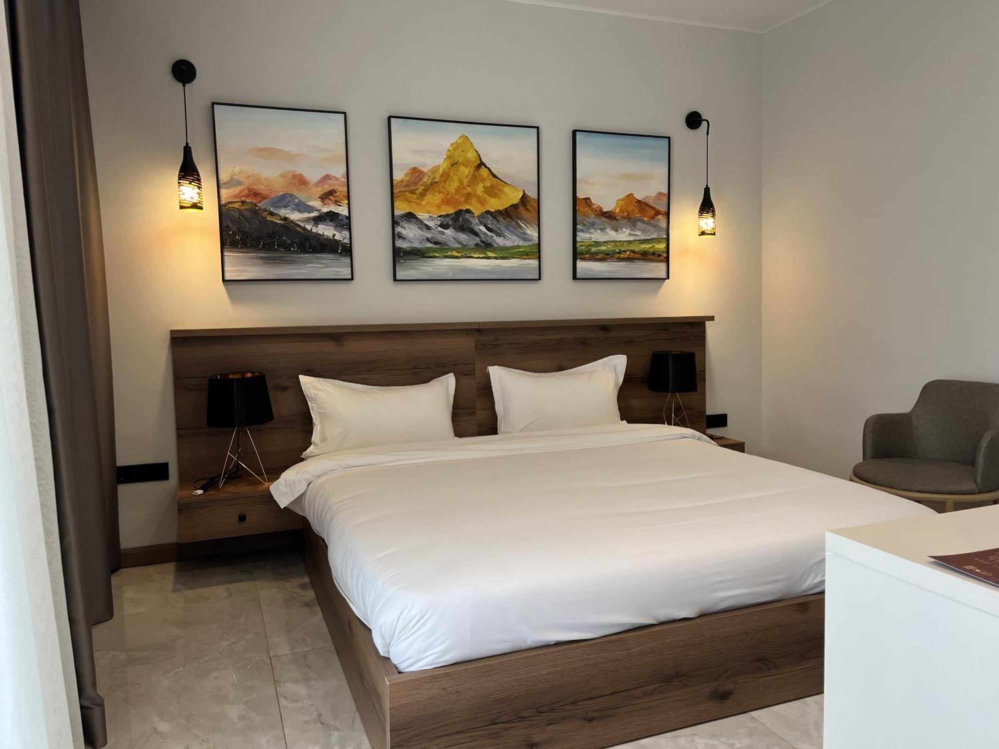 Botanic Boutique Hotel Bişkek Dış mekan fotoğraf